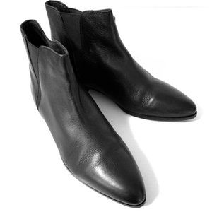 SEYCHELLES BLACK LEATHER WAKE CHELSEA BOOTIES, 7.5